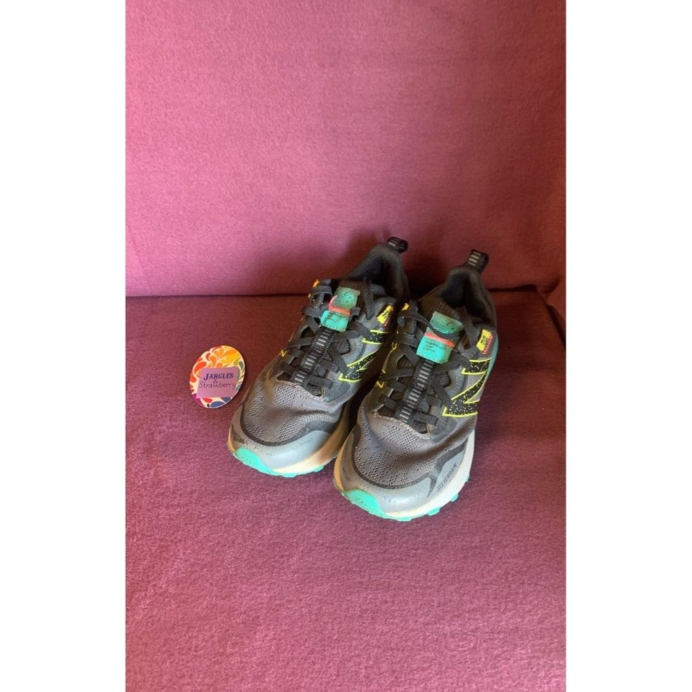 New balance all terrain trail Nitrel Size 6